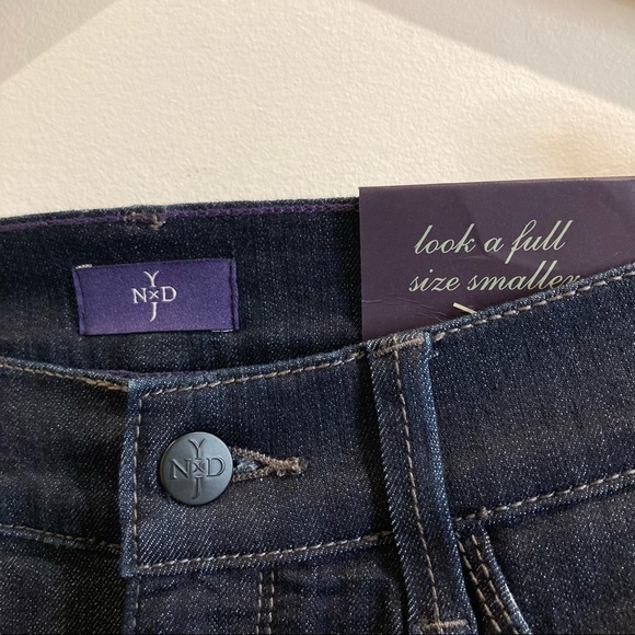 NYDJ Sz 4 NOT YOUR DAUGHTERS JEANS Ankle Dark Wash Jeans NWT - Picture 2 of 9